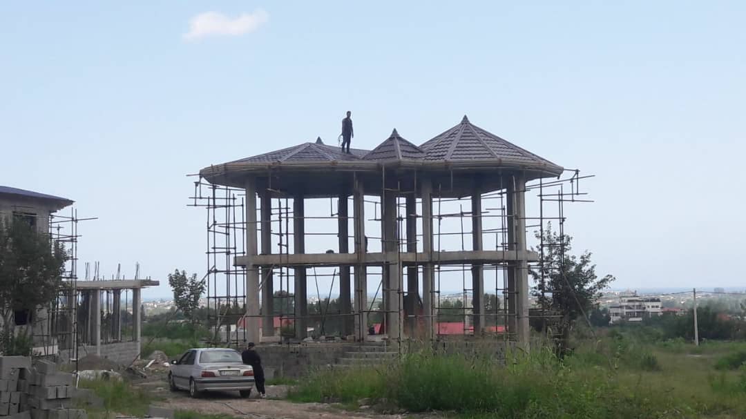 ساخت ونصب سقف ویلایی با نما ولمبه و ورق پرچین  تنکابن